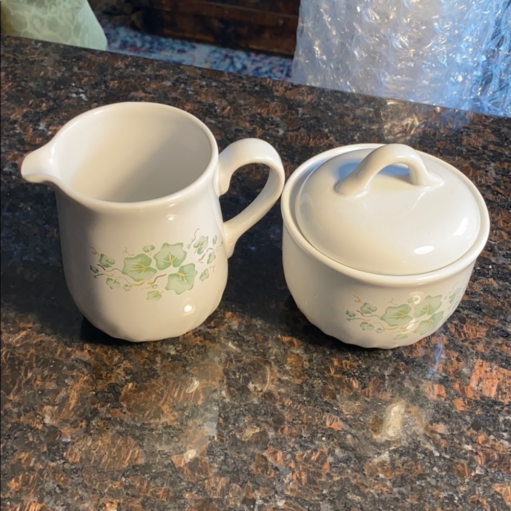 1 Corelle Coordinates Callaway Suger& Creamer